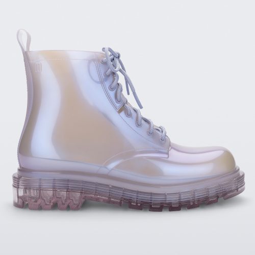 Side view of a pearly lilac Melissa Coturno boot.