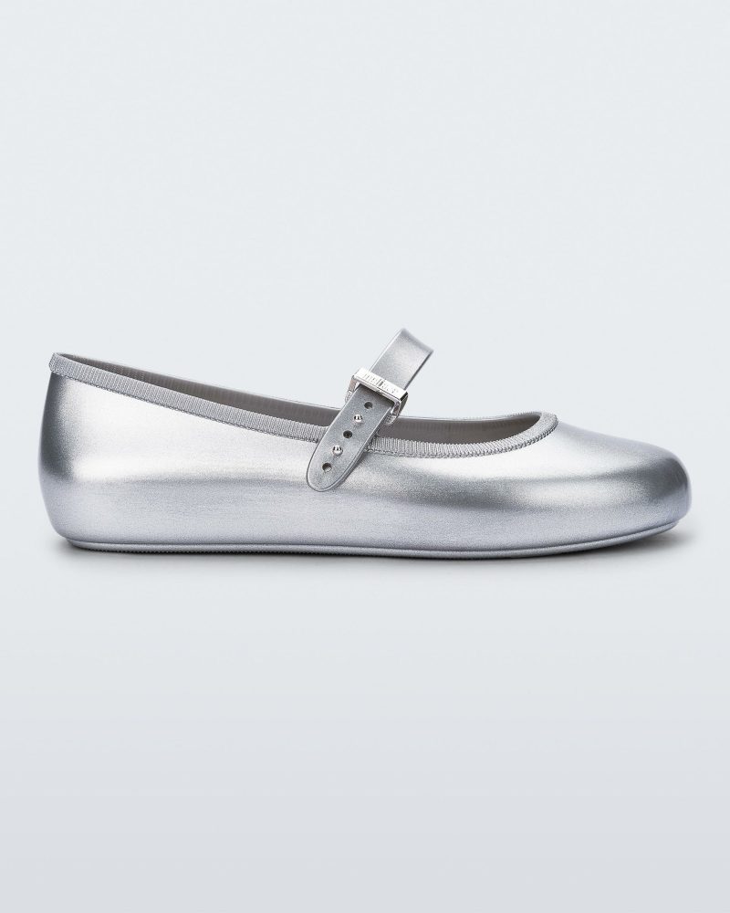 Side view of a silver Soft Ballerina