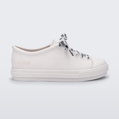 Side view of a white Hip M Lover kids sneaker with laces.