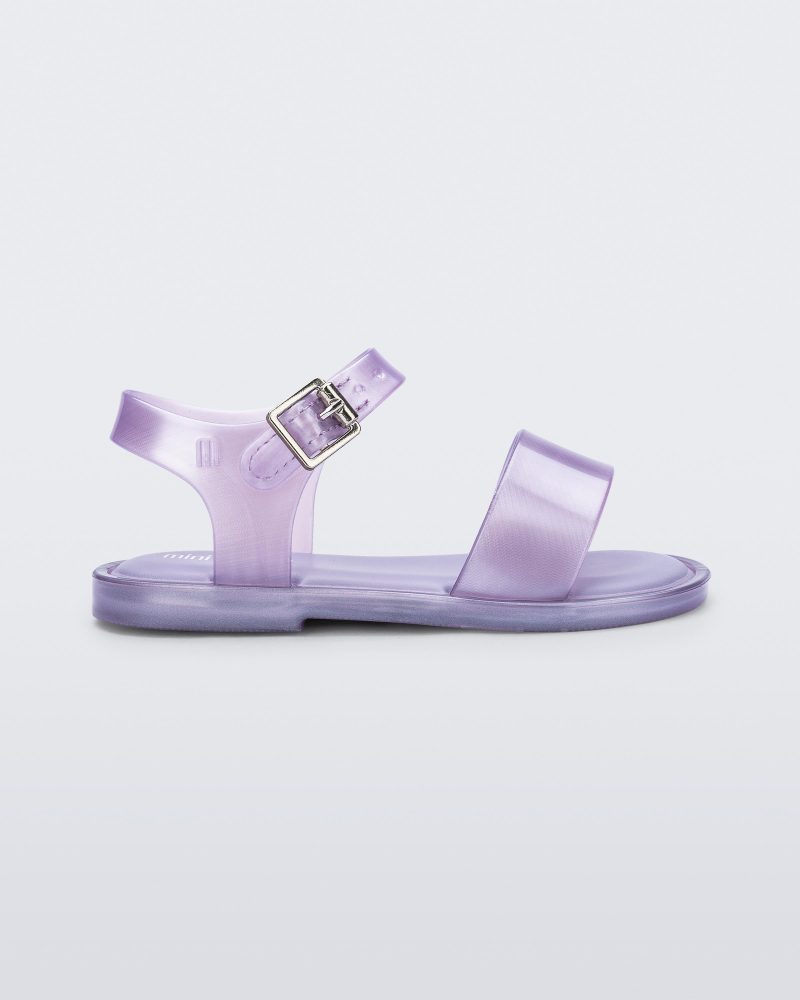 Side view of a pearly lilac baby Mar Sandal