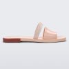 Side view of a beige Ivy women's slide.