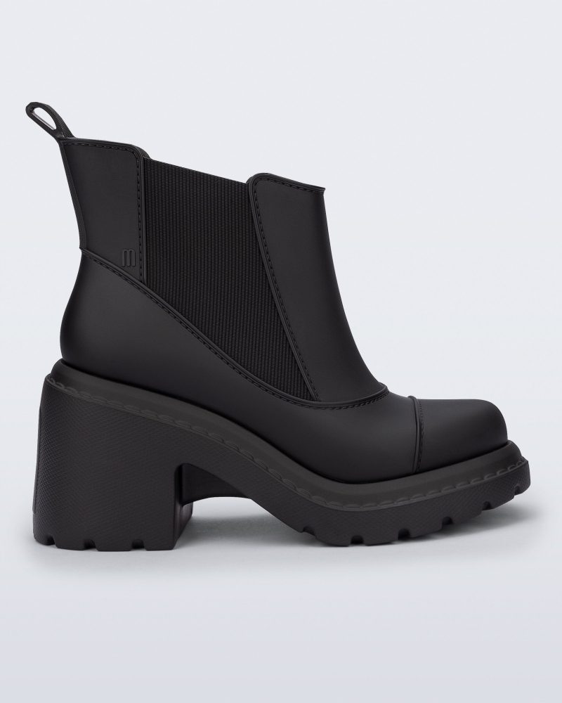 Side view of a black Courtney boot